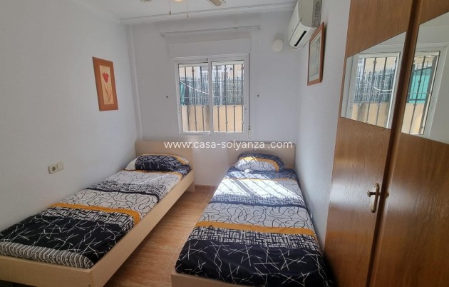 Revente - Villa - Guardamar del Segura - Urbanizaciones