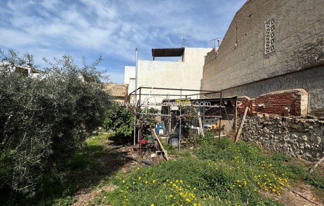 Herverkoop - Land - Jacarilla