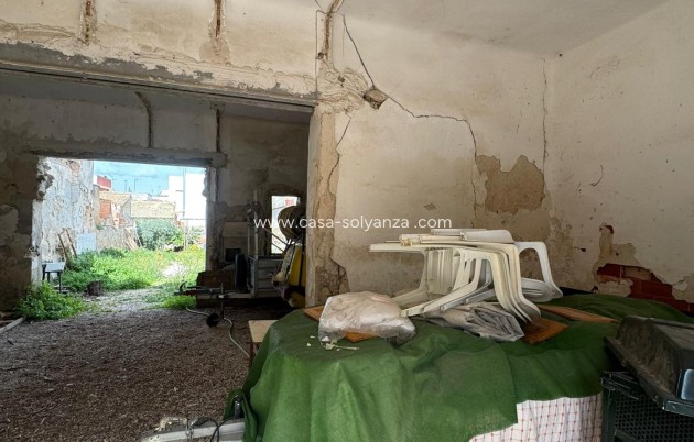 Herverkoop - Land - Jacarilla