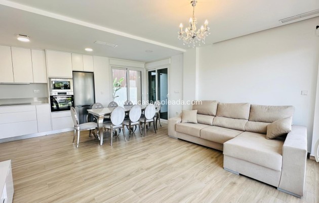 Revente - Villa - Orihuela - Vistabella Golf