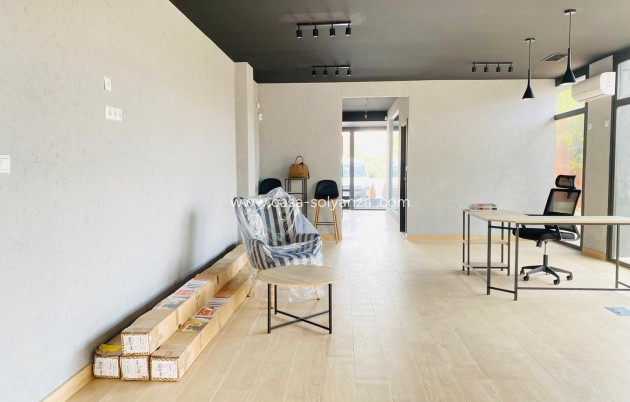 Resale - Commercial - Orihuela Costa - Villamartín