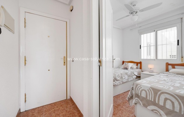 Resale - Apartment / flat - Torrevieja - Center