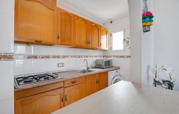 Resale - Apartment / flat - Torrevieja - Center