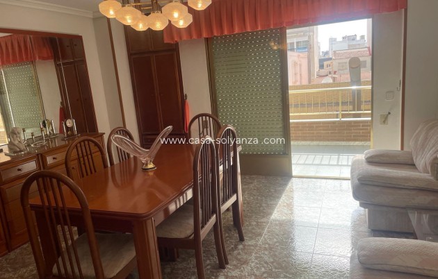 Resale - Apartment / flat - Torrevieja - Center