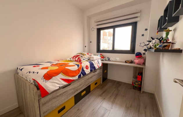 Herverkoop - Appartement / flat - Guardamar del Segura