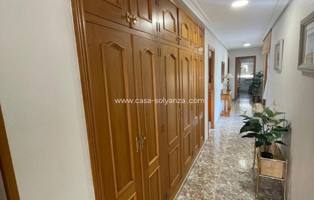 Resale - Apartment / flat - Torrevieja - Center