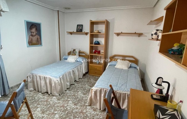 Resale - Apartment / flat - Torrevieja - Center