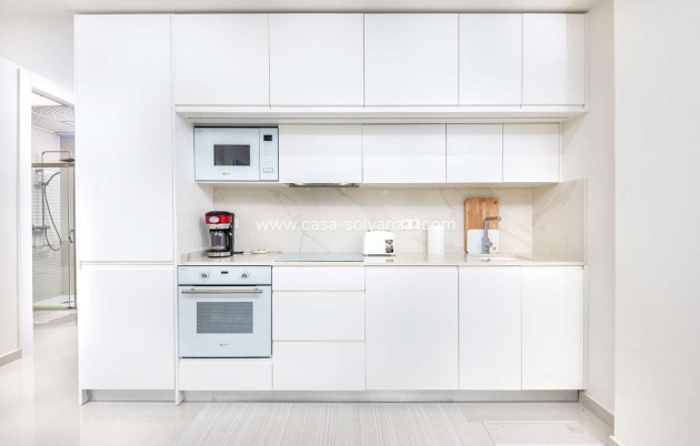 Resale - Apartment / flat - Torre de la Horadada - Costa Blanca