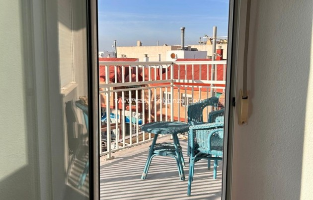 Resale - Apartment / flat - Pilar de la Horadada - Costa Blanca