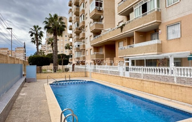Resale - Apartment / flat - Torrevieja - Costa Blanca