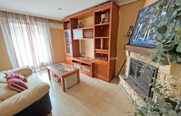 Herverkoop - Appartement / flat - Formentera de Segura - Los Palacios