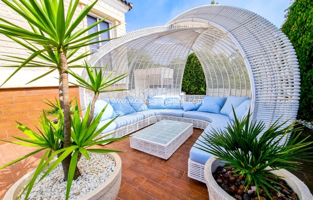 Herverkoop - Independent villa - Torrevieja - La Mata