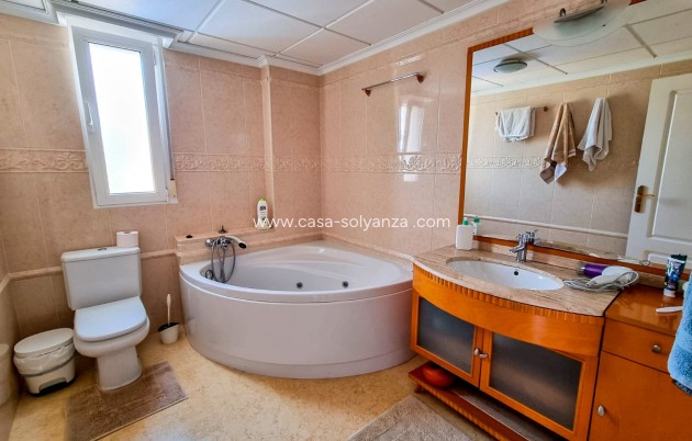 Herverkoop - Independent villa - Torrevieja - La Mata