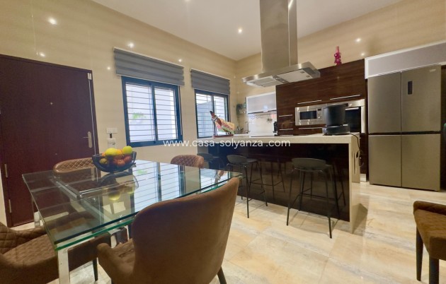 Wiederverkauf - Villa - Pilar de la Horadada - Torre de Horadada