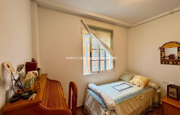 Wiederverkauf - Villa - Torrevieja - Los Balcones