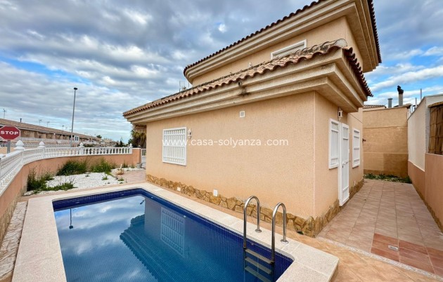 Wiederverkauf - Villa - Torrevieja - Los Balcones