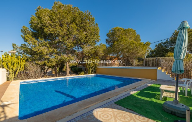 Resale - Villa - Los Montesinos
