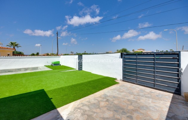 Resale - Villa - Torrevieja - La Siesta