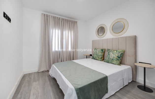 Resale - Villa - Torrevieja - La Siesta