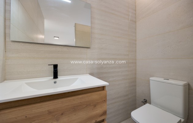 Resale - Villa - Torrevieja - La Siesta