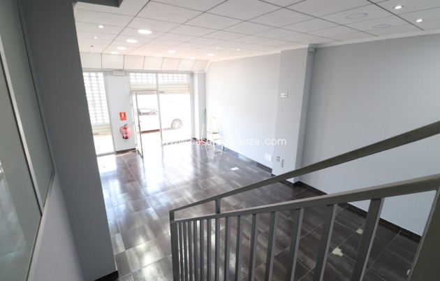 Wiederverkauf - Kommerziell - Formentera del Segura - Formentera - Village