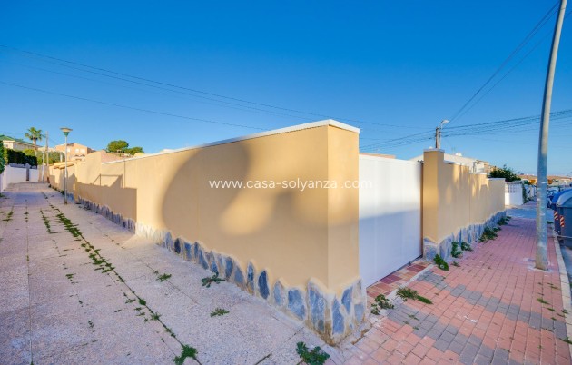 Herverkoop - Herenhuis - Torrevieja - Los Balcones