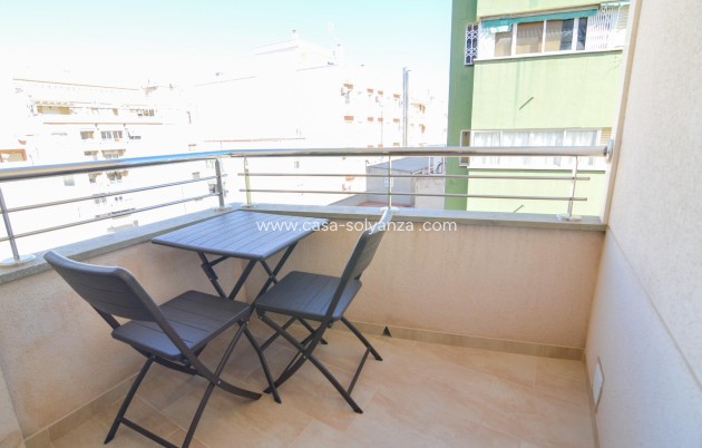 Resale - Apartment / flat - Torrevieja - Playa del Cura
