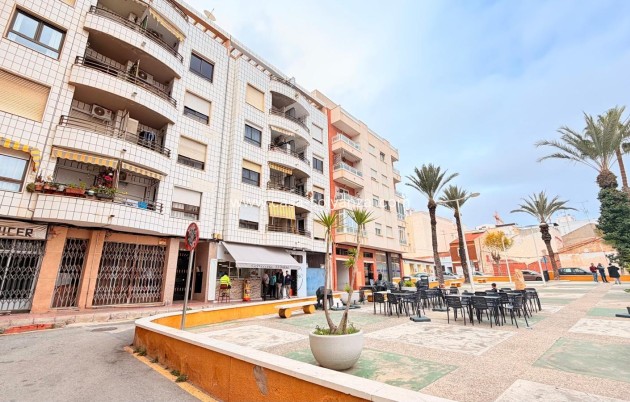 Herverkoop - Appartement / flat - Torrevieja - Center