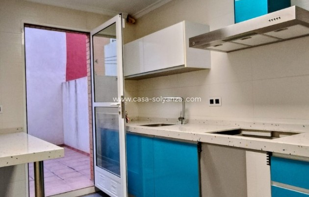 Reventa - Adosado - La Romana - Inland