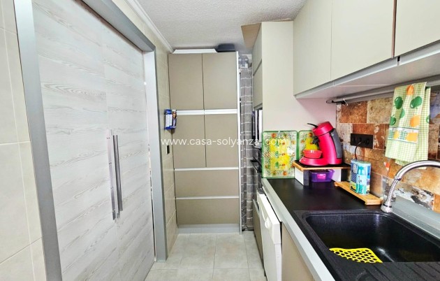 Herverkoop - Appartement / flat - Torrevieja - Playa De Los Naufragos