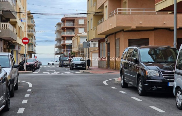 Herverkoop - Appartement / flat - Torrevieja - Playa De Los Naufragos