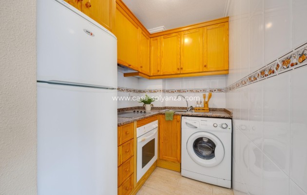 Herverkoop - Appartement / flat - Torrevieja - Playa del Cura