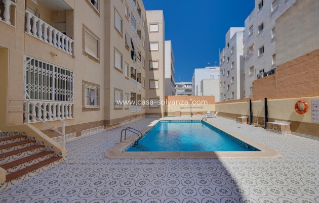Herverkoop - Appartement / flat - Torrevieja - Playa del Cura