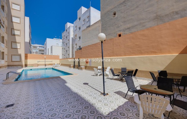 Herverkoop - Appartement / flat - Torrevieja - Playa del Cura