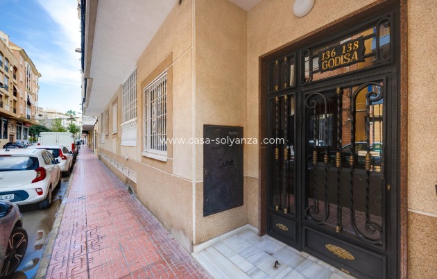 Herverkoop - Appartement / flat - Torrevieja - Playa del Cura