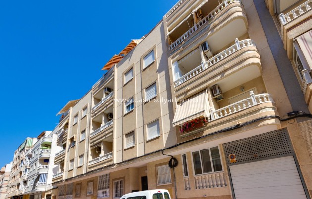 Herverkoop - Appartement / flat - Torrevieja - Playa del Cura