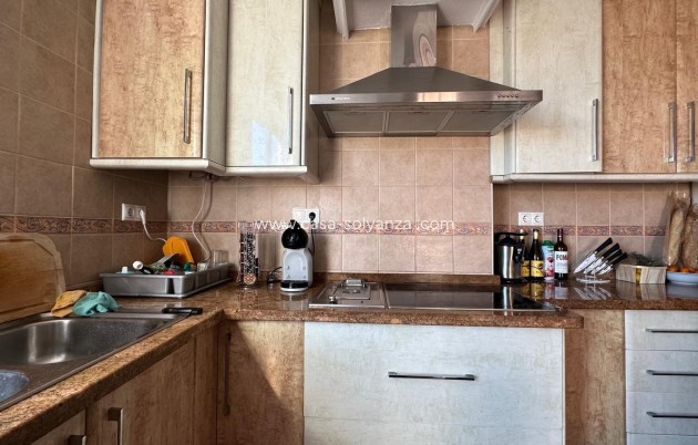 Resale - Apartment / flat - Torrevieja - Estacion Autobuses