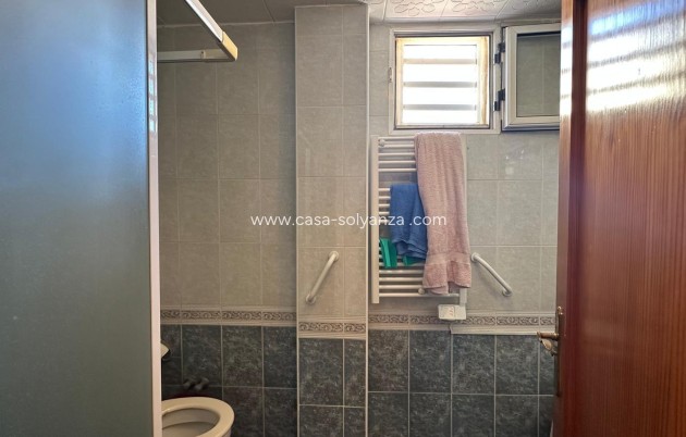 Resale - Apartment / flat - Torrevieja - Estacion Autobuses