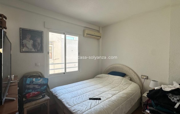 Resale - Apartment / flat - Torrevieja - Estacion Autobuses