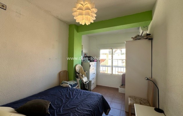 Resale - Apartment / flat - Torrevieja - Estacion Autobuses
