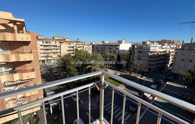 Resale - Apartment / flat - Torrevieja - Estacion Autobuses