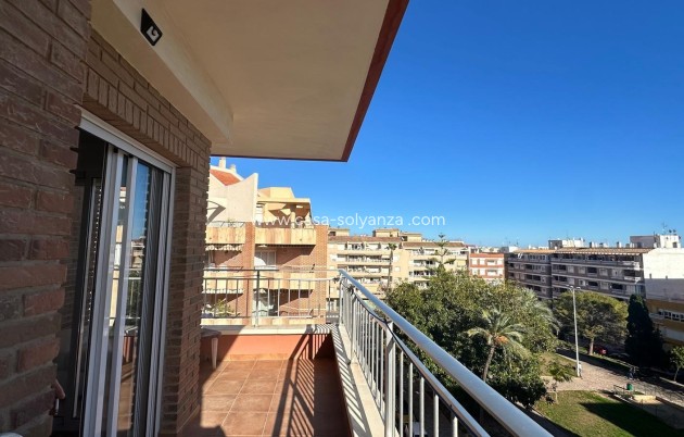 Resale - Apartment / flat - Torrevieja - Estacion Autobuses