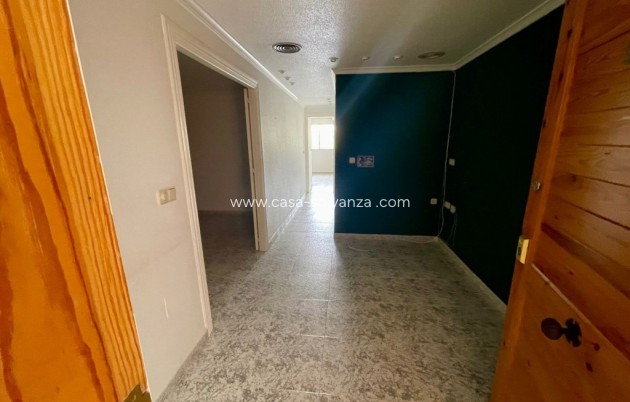 Resale - Commercial - Los Alcázares - Costa Calida
