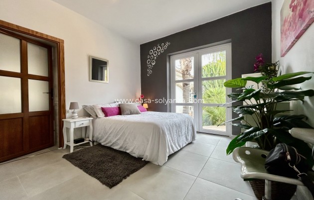 Herverkoop - Villa - Cabo Roig