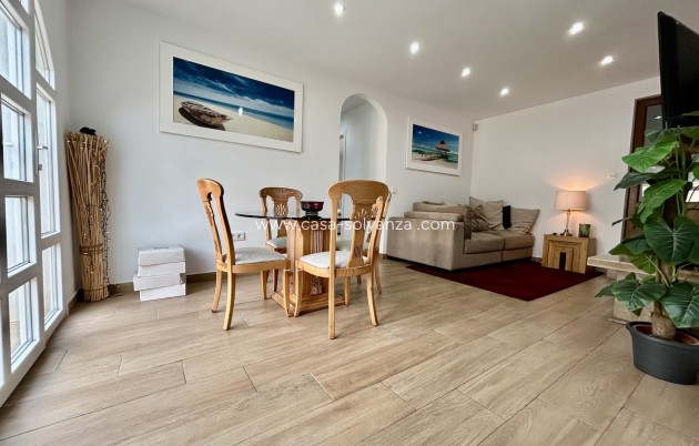 Herverkoop - Villa - Cabo Roig