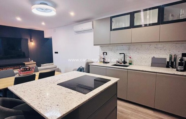 Herverkoop - Herenhuis - San Miguel de Salinas - Costa Blanca