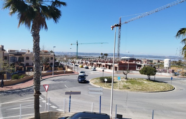 Herverkoop - Bungalow - Torrevieja - Aguas nuevas