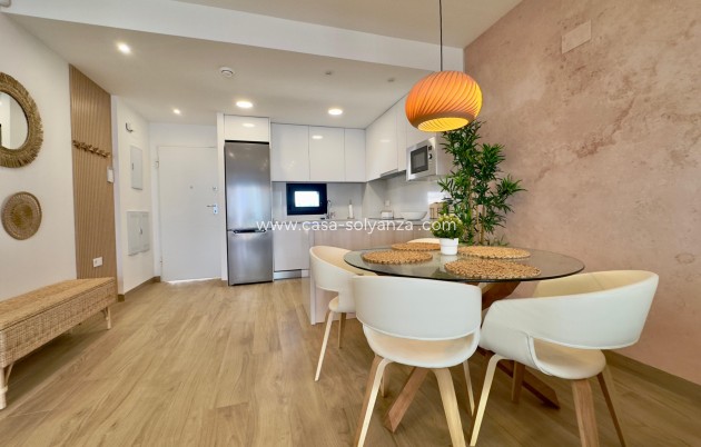 Herverkoop - Bungalow - Torrevieja - Los balcones