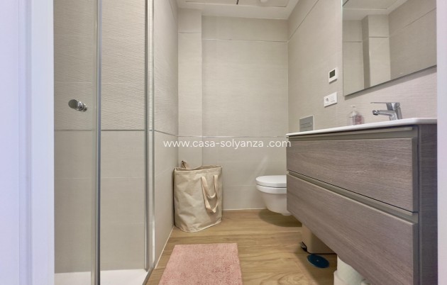 Herverkoop - Bungalow - Torrevieja - Los balcones