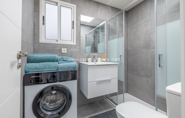 Resale - Apartment / flat - Torrevieja